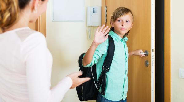 Radu Leca: Plecarea tânărului adult de acasă. Temerile mamei