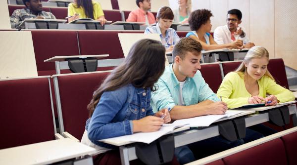 Taxe mai mari pentru studenții de la Universitatea Babeș-Bolyai din Cluj-Napoca