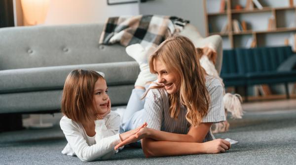 „Un nou drum în creșterea copiilor: parenting inversat!” O metodă inedită devine populară printre părinții Mileniali