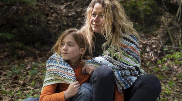 De ce un adolescent ajunge să spună „am tot ce-mi trebuie” și totuși doare: Părintele rămâne cu un nod în gât. Leca oferă un exercițiu