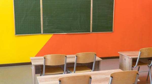 Sălile în care sunt trimişi elevii indisciplinaţi pentru a fi supravegheaţi, înfiinţate în 40 de şcoli din Arad, nefolosite