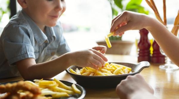 Cartofii prăjiți, pericol pentru sănătate: riscul de diabet crește cu până la 27%