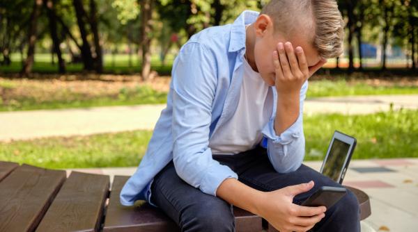 Fenomenul care împinge tot mai mulți adolescenți spre gesturi extreme. Leca: S-a dovedit, la nivel european, că primul motiv e acesta!