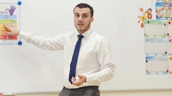 „Cred că avem nevoie de figuri masculine în învățământ!” Viziunea lui Petruț Rizea asupra viitorului educației primare / VIDEO