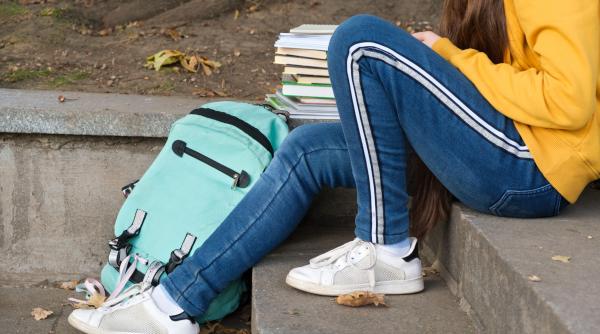 „În 2026, suntem executați în masă de lipsa școlii”, avertizează Leca. România se confruntă cu o criză educațională fără precedent