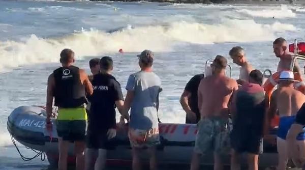 Tragedie pe litoral. Doi frați din Vaslui, de 17 și 19 ani, au murit înecați în mare. Au venit să muncească pe timpul verii