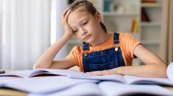 Dezastrul PISA explicat de un psiholog: Trei abilități necesare pentru a vă proteja copilul, indiferent de vârsta pe care o are