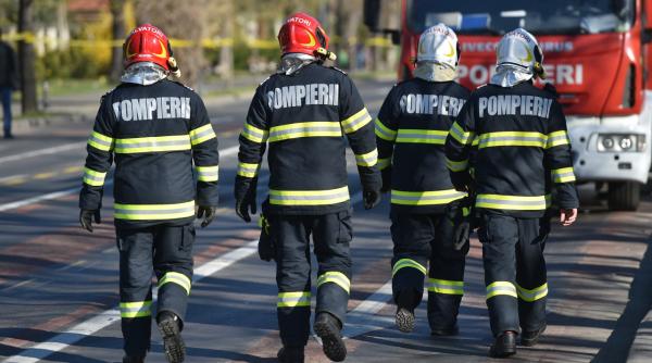 O mamă și doi minori, răniți într-un accident cu trei autovehicule, în Giurgiu