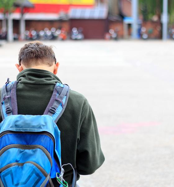 Profesoară înjunghiată de un elev. Ce anume îl determină pe un copil să comită o astfel de faptă? Perspectiva unui psiholog