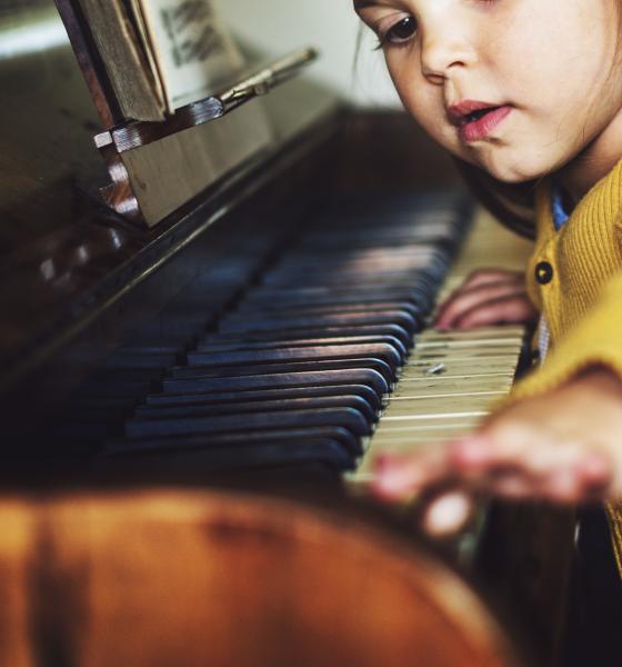 Este bine să supralăudăm copiii pentru lucruri banale? Oana Moraru: „Trebuie să fim atenți la ASTA”