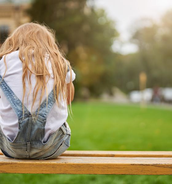 Cum se construiește abandonul școlar și cum îl poți opri? Radu Leca: „Nu începe în ziua când elevul nu mai vine”