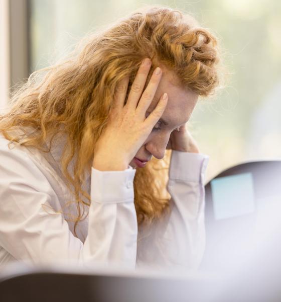 Studiu: una din cinci femei se teme de epuizarea parentală înainte de a avea copii