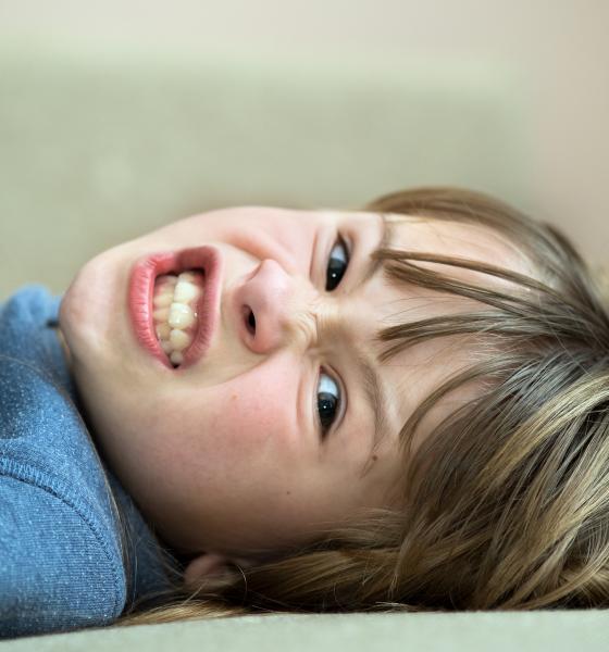 Un psiholog pentru copii descifrează trendul educațional care vuiește pe rețelele de socializare: „Nu este soluția!”