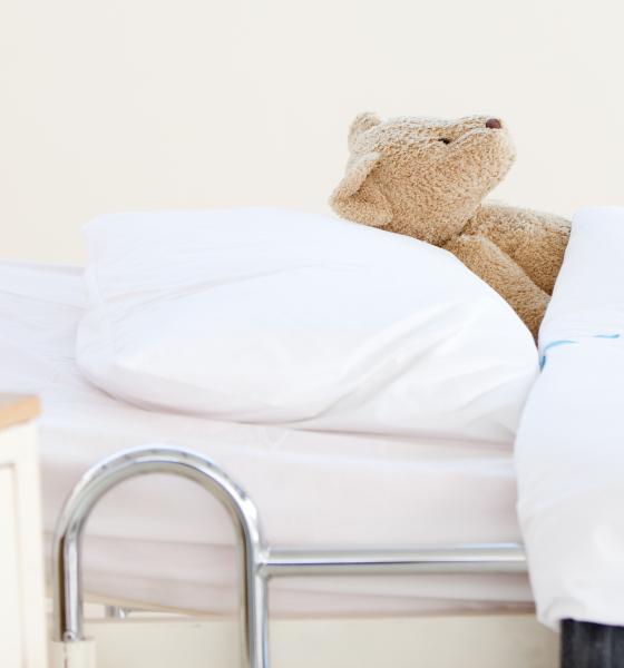 Difteria revine în Italia după mai bine de 10 ani. O fetiță de 4 ani a murit, părinții au refuzat vaccinul de teamă de autism / VIDEO