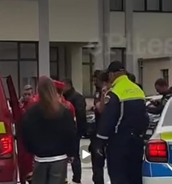 Atac terifiant la un liceu din Pitești: Un elev de 15 ani a scos o macetă și și-a atacat colegii de clasă